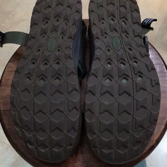 Men’s Chaco sandals - Picture 4 of 7